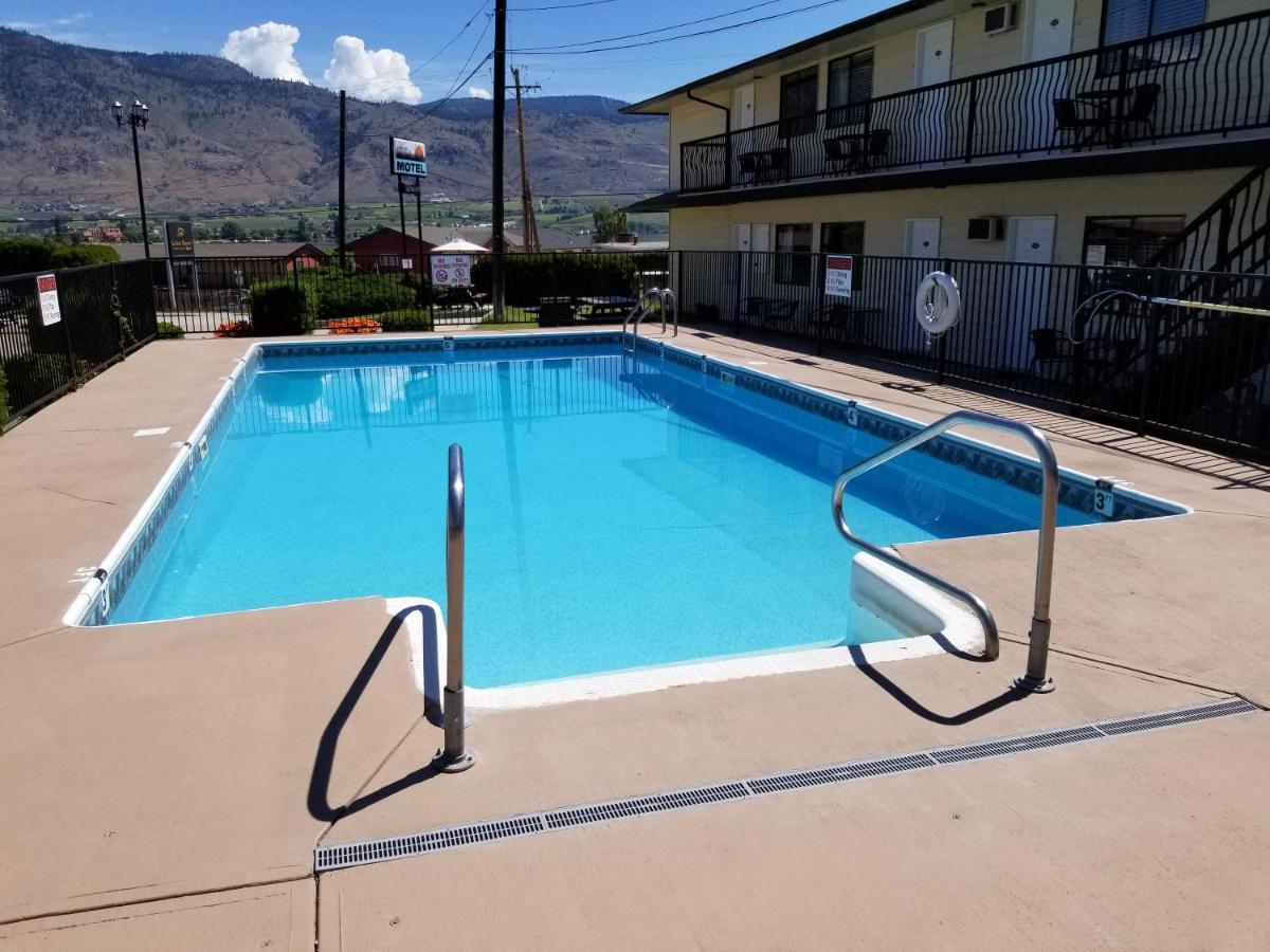 Osoyoos Lakeview Inn & Suites Exterior foto