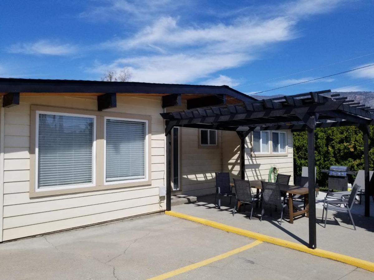 Osoyoos Lakeview Inn & Suites Exterior foto